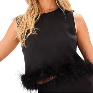 Black feather lined tank / crop top. Women’s size small. Sleeveless.